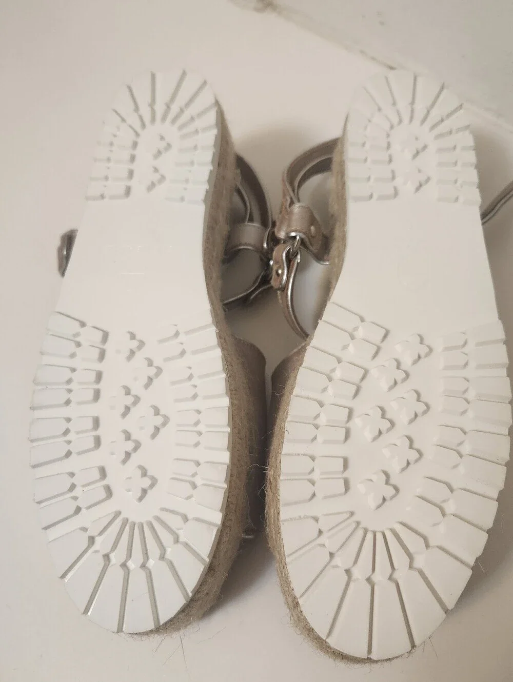 Etienne Aigner buckle espadrille